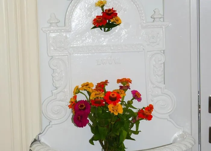 Family In Center With Balcony Apartmán Lvov