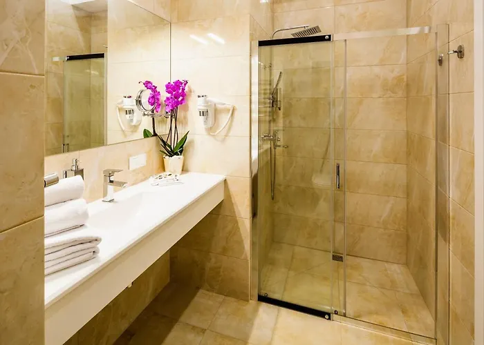 شقة Family In Center With Balcony